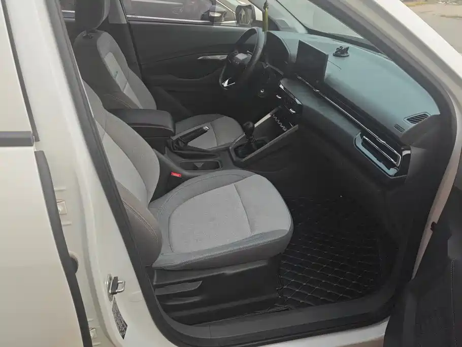 Baojun RS-3 2022 2020 1.5L Manual Smart Comfort