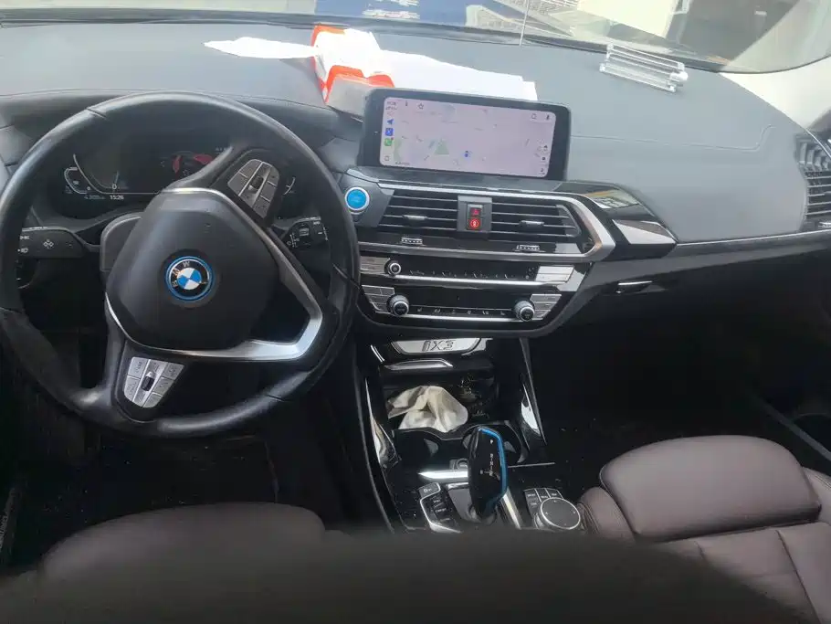 Фото 12 - BMW iX3