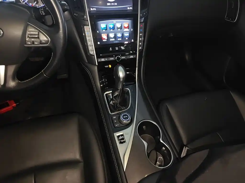 Infiniti Q50L 2016 2016 Model 2.0T Comfort Edition