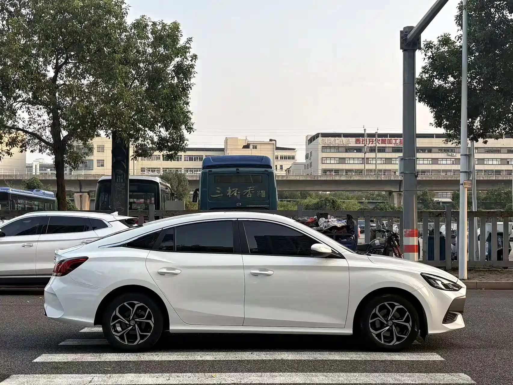 Фото 4 - MG MG5
