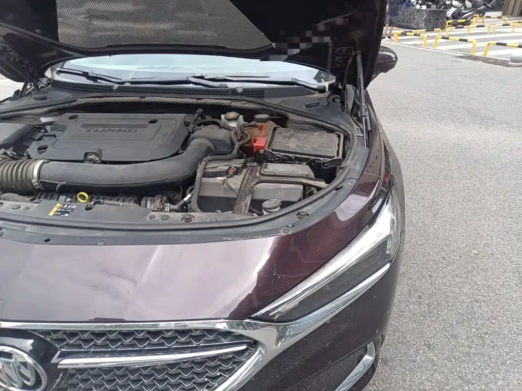 Фото 20 - Buick LaCrosse
