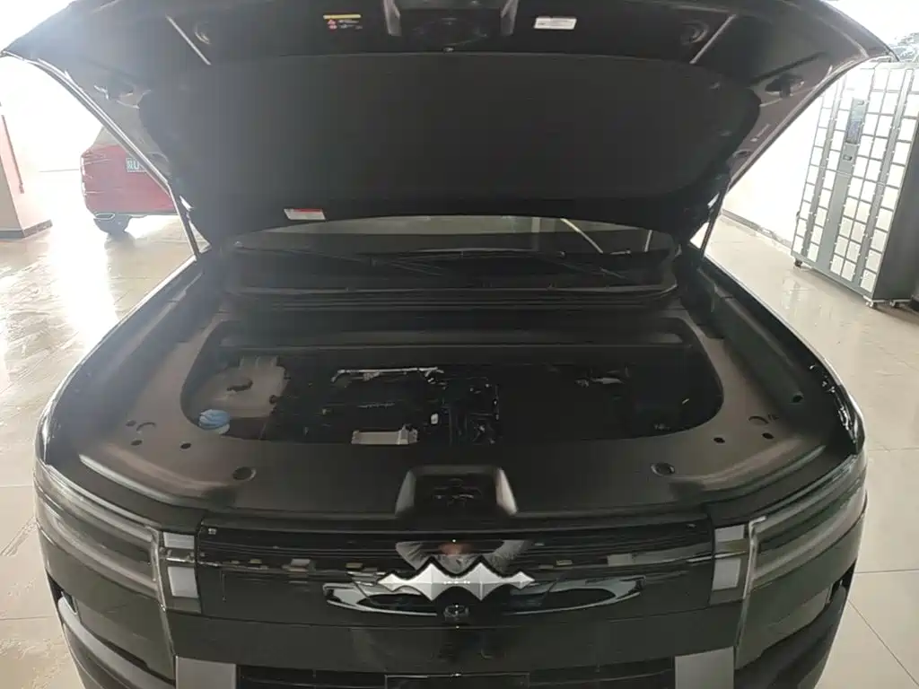 Fang Cheng Bao Titanium 7 2026 2025 AWD Base Model