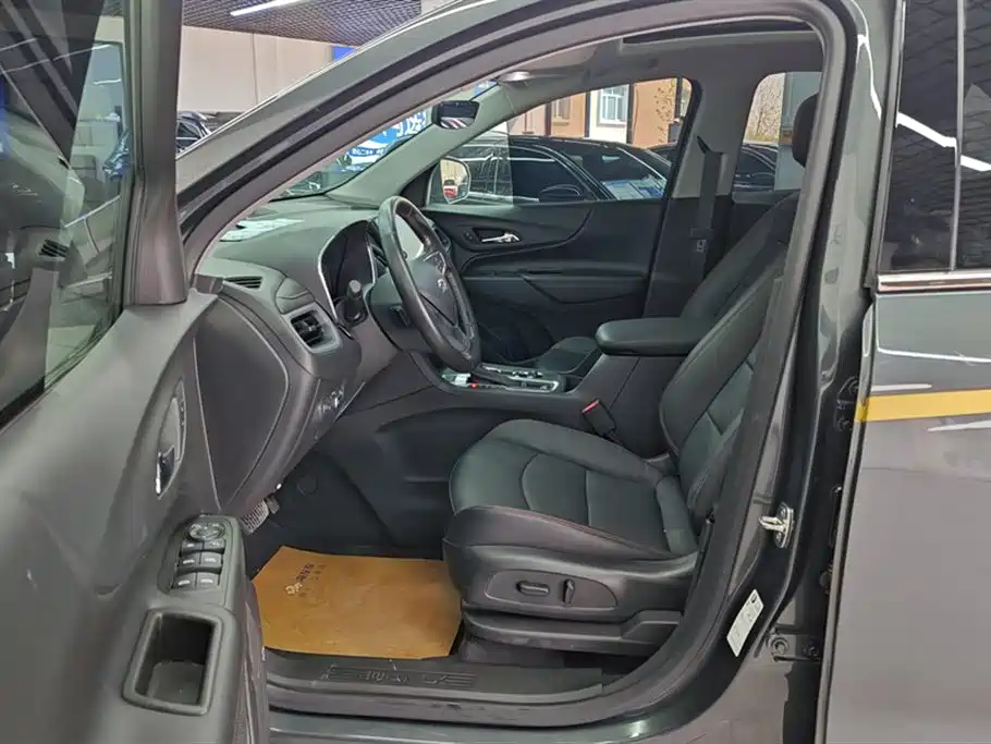 Chevrolet Equinox 2019 Redline 550T Automatic AWD Explorer RS Edition (China V) фото 9