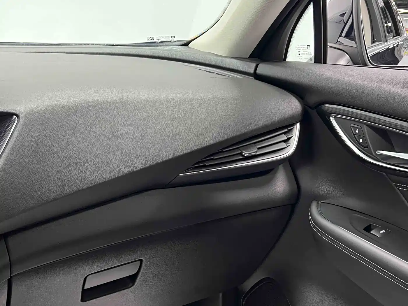 Buick Envision Plus 2021 Envision Plus 652T 5-seater Luxury фото 22
