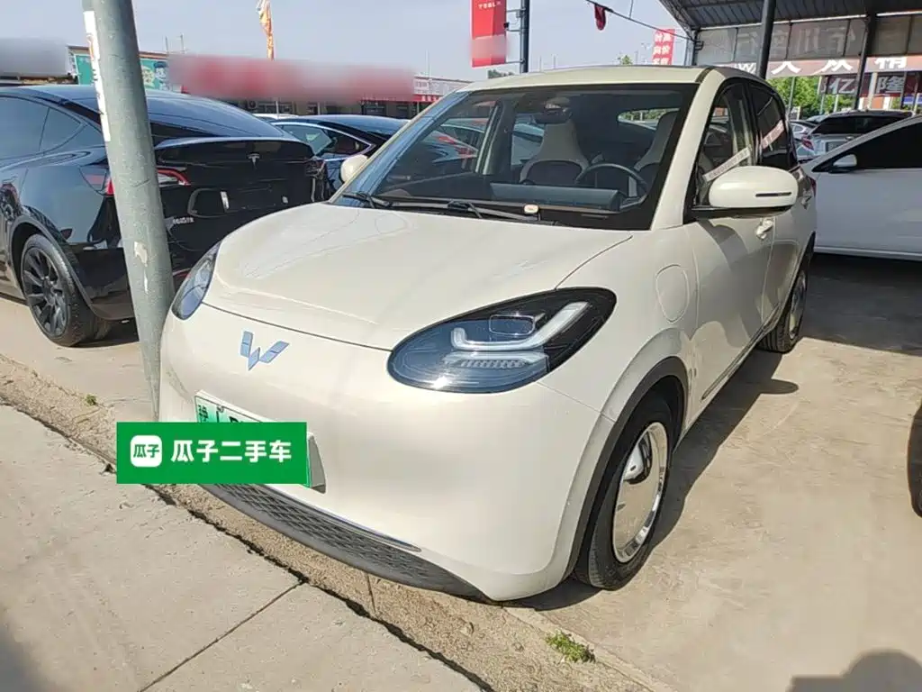 Wuling Motors Wuling Bingo 2023 Model 333km Telepathic Connect+ Version