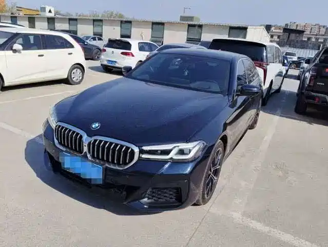 BMW 5 SERIES