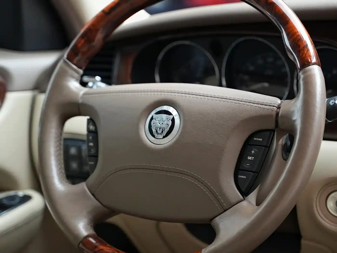 Jaguar XJ 2007 Model XJ6L 3.0 Royal Long Wheelbase фото 10