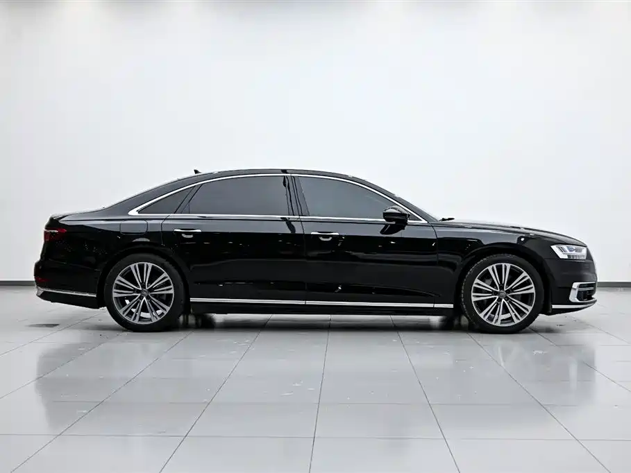 Audi A8 2019 A8L 55 TFSI quattro Premium фото 6