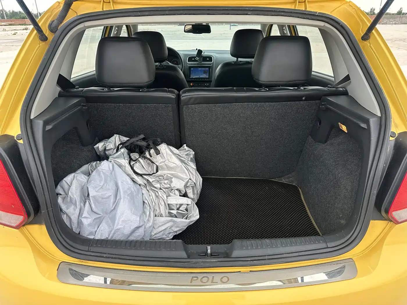Volkswagen Polo 2012 2011 1.4L Automatic Style Edition