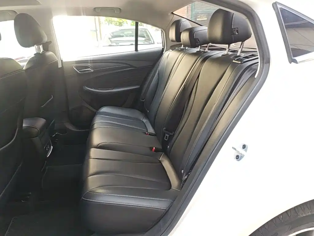 Roewe i5 2018 2019 1.5L Auto 4G Langhao Edition