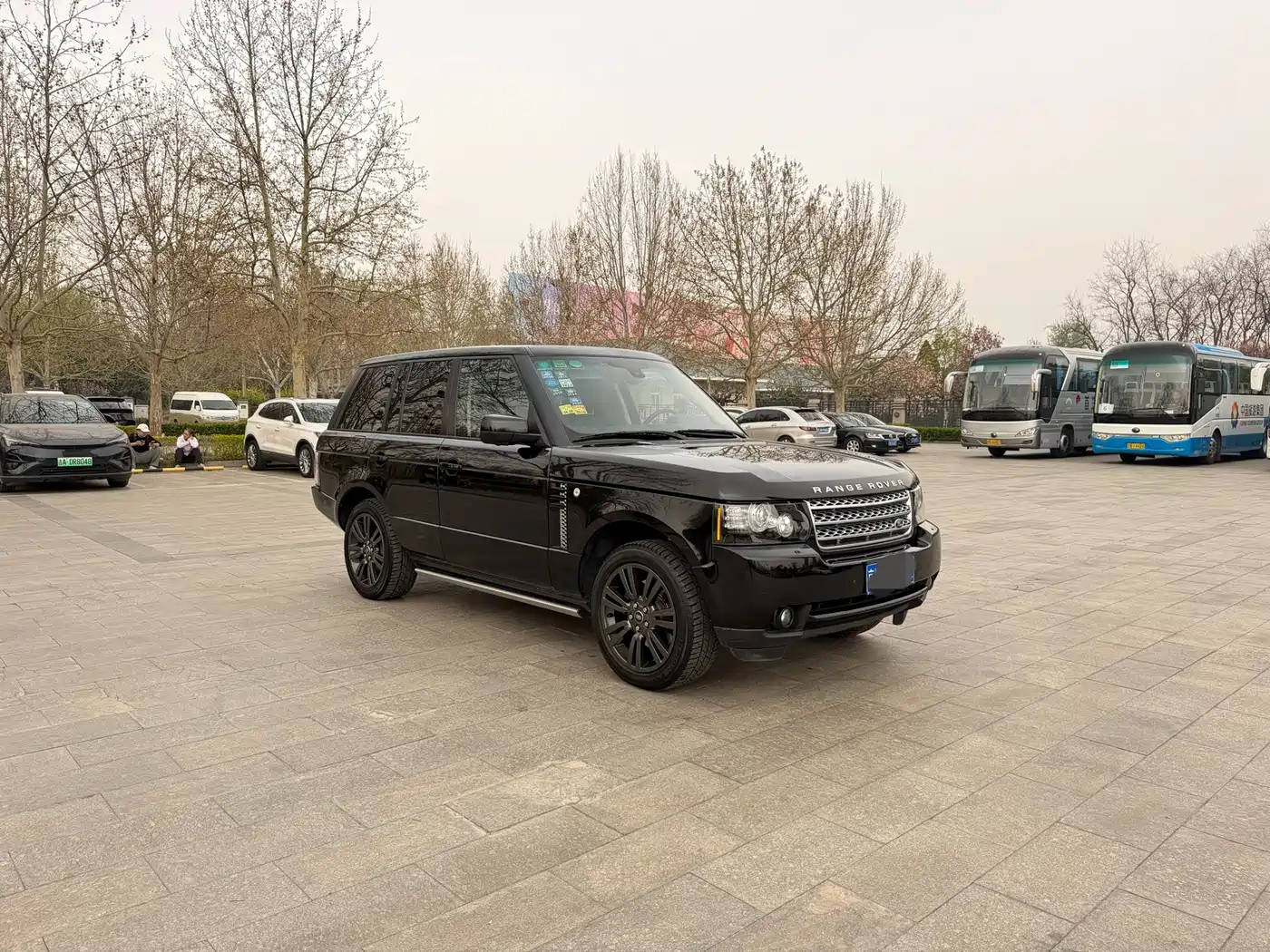 Land Rover Range Rover 2012 5.0 NA V8 фото 3