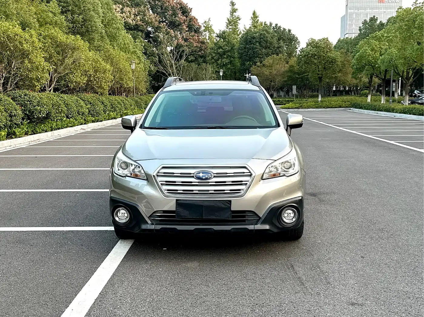 Subaru Outback 2015 2.5i Luxury Navigation Edition фото 2