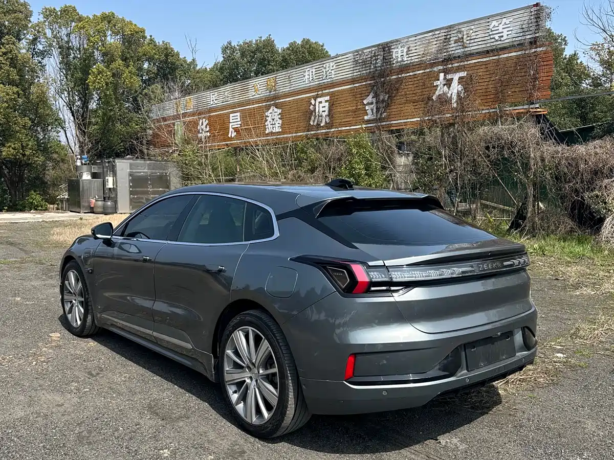 ZEEKR EXTREME KRYPTON 001