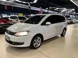 Фото 3 - Volkswagen Sharan