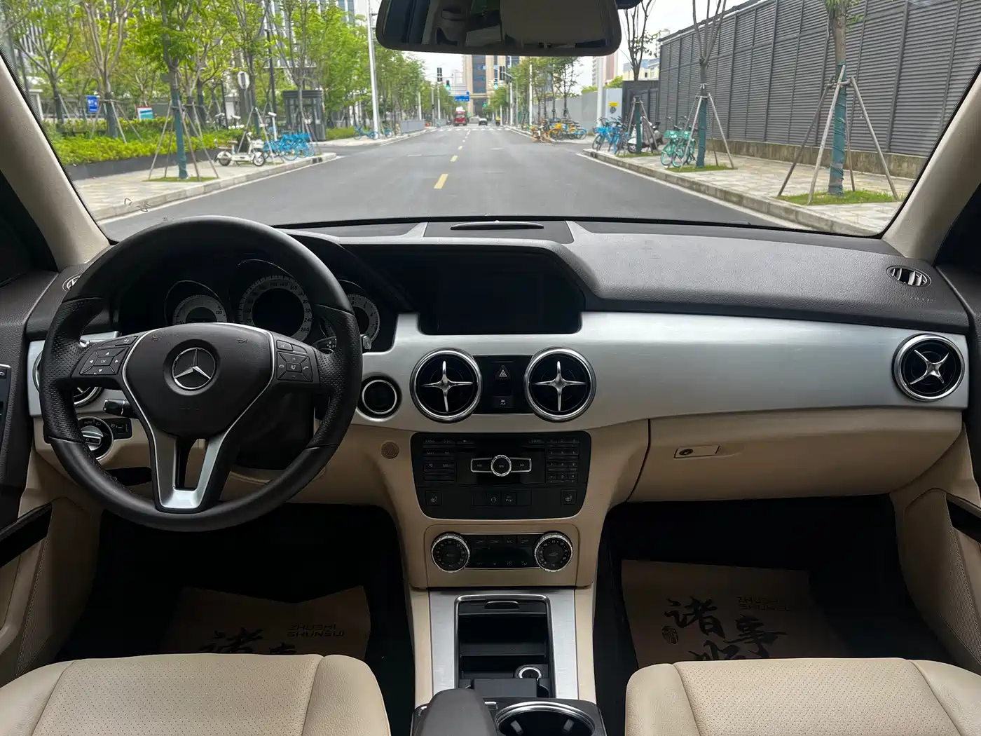 Mercedes-Benz GLK-Class 2013 GLK 300 4MATIC Fashion фото 14