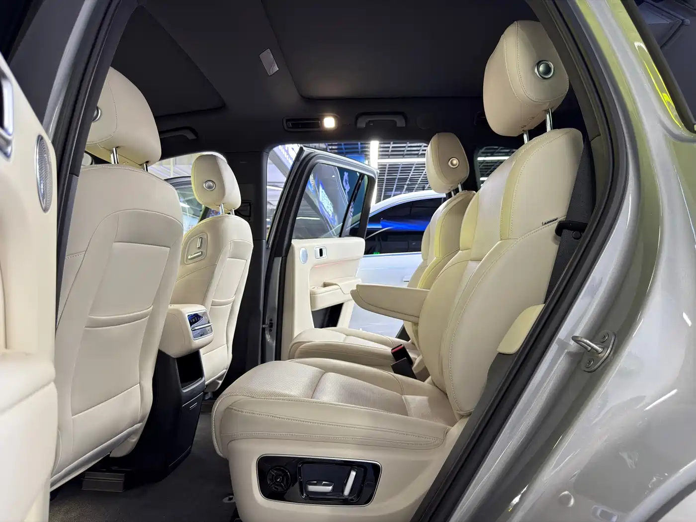 Li Auto Li L8 2023 2023 Pro