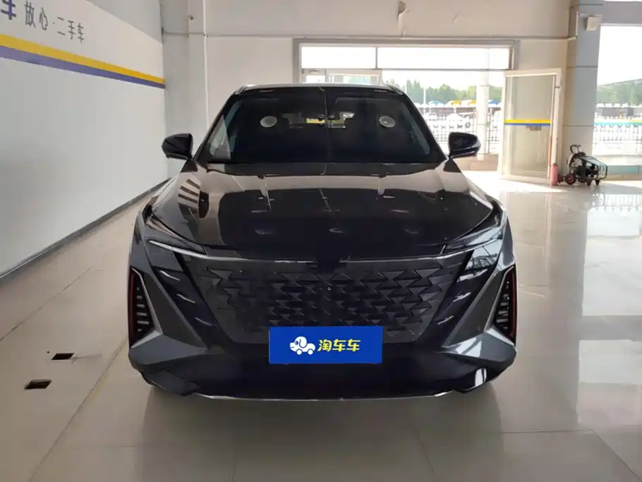 Changan Oshan Z6 2023 2022 Blue Whale 1.5T DCT Intelligent Leader