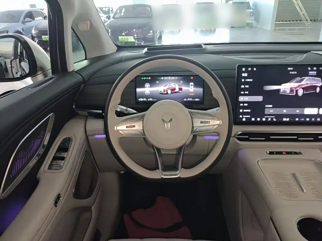 Voyah Voyah Dreamer 2026 2025 Model PHEV Basic Version