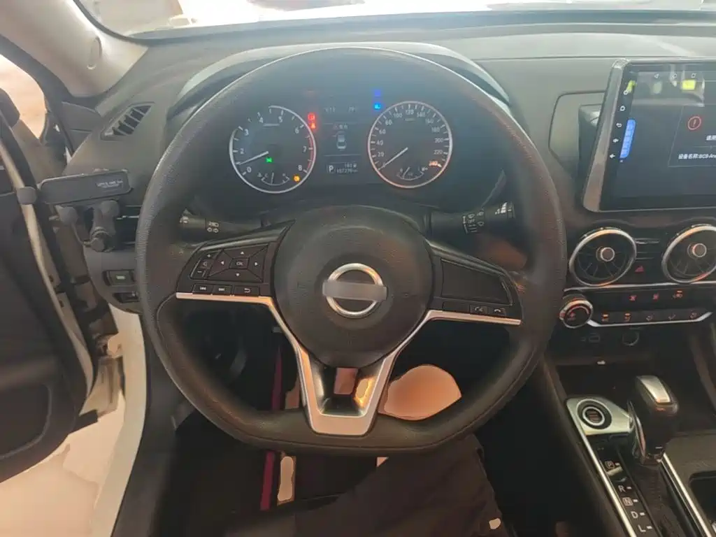 صورة 11 - Nissan Sylphy
