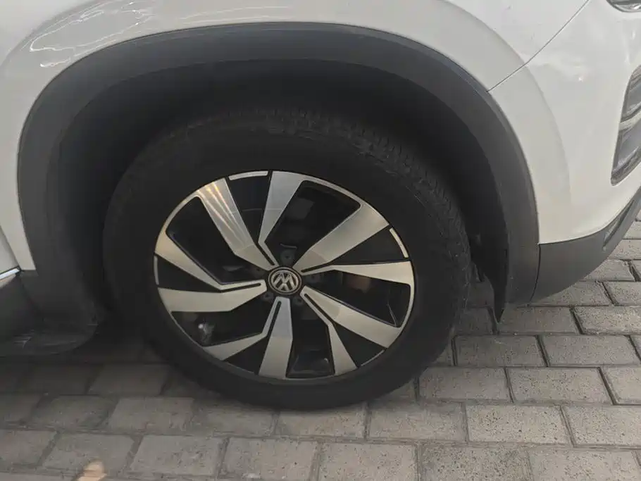صورة 6 - Volkswagen Tayron