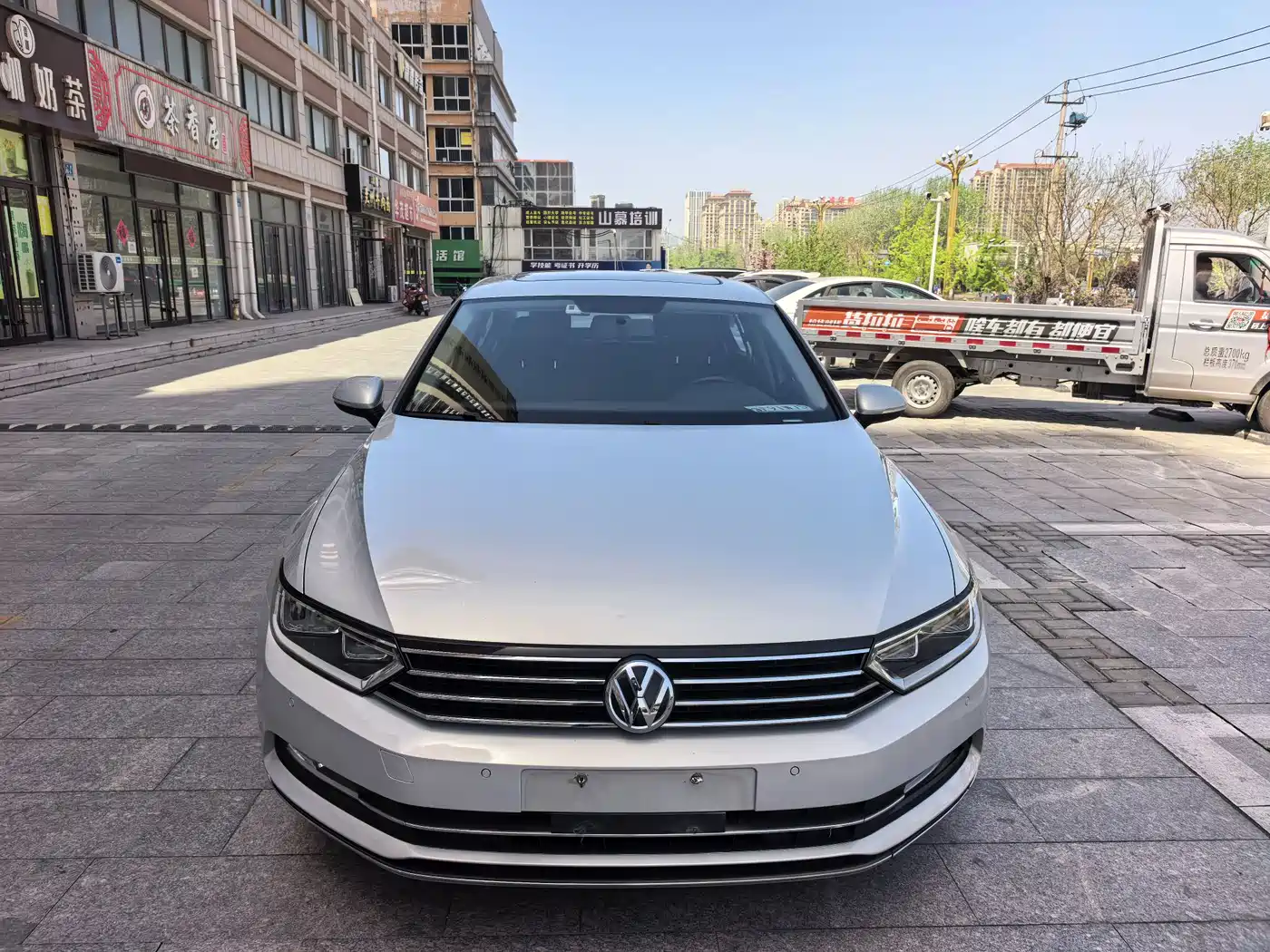 Volkswagen Magotan 2017 330TSI DSG Leading фото 2
