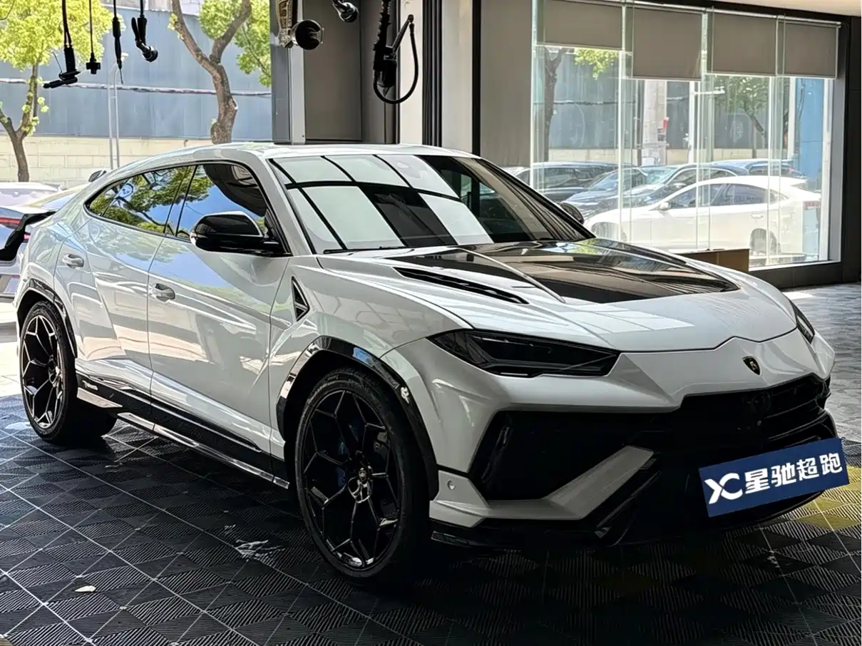 Lamborghini Urus 2018 4.0T V8 фото 2