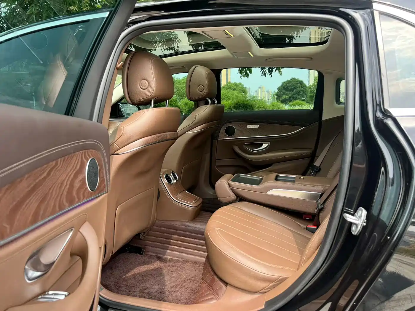 Mercedes-Benz E-Class 2022 Facelift E 300 L Fashion Style фото 6
