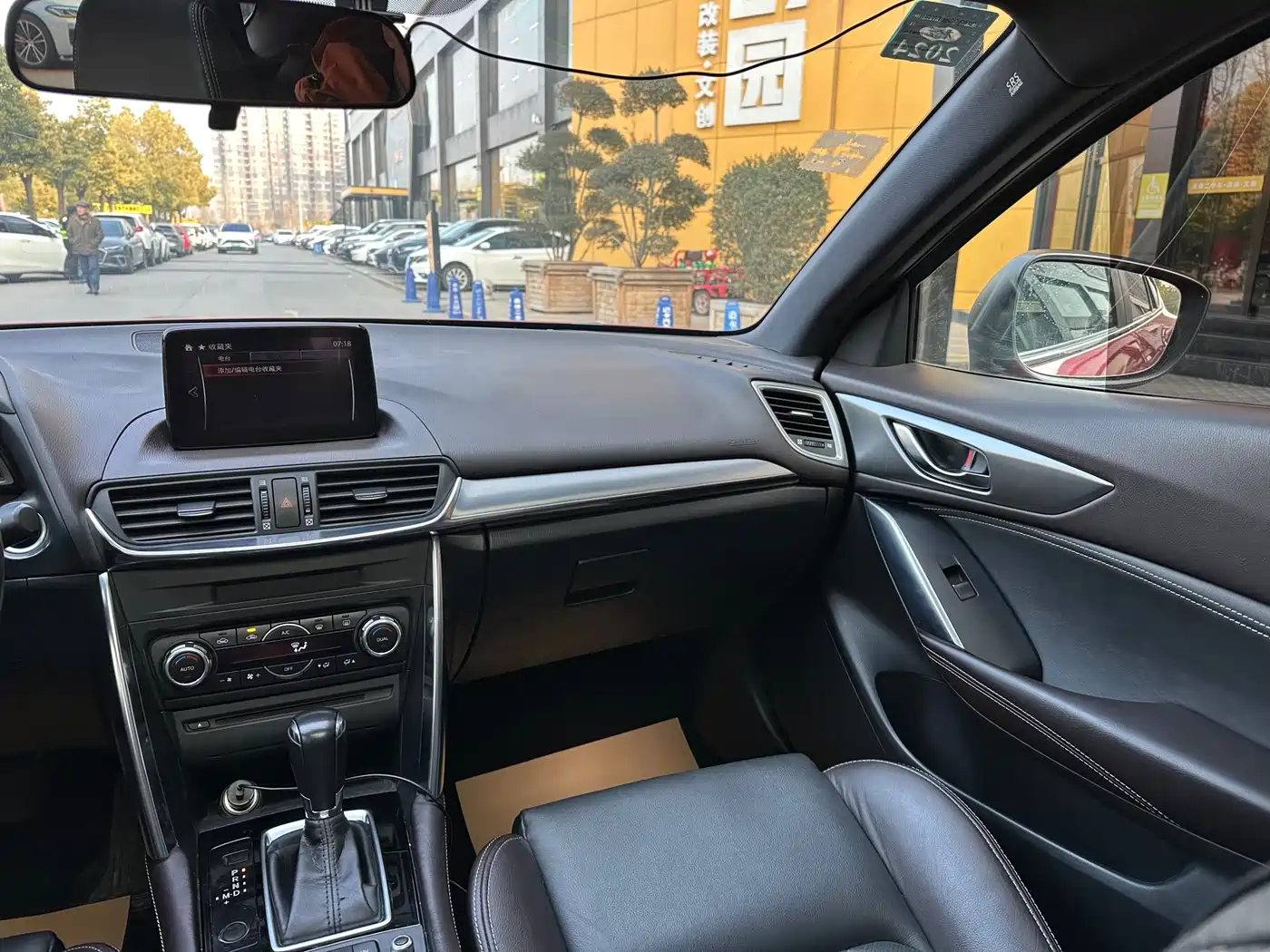 Mazda CX-4 2016 2016 2.0L Automatic 2WD Skyactiv Premium Edition