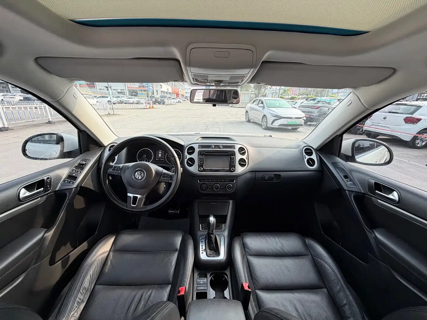 Volkswagen Tiguan 2013 1.8TSI Automatic 2WD Luxury Model фото 5