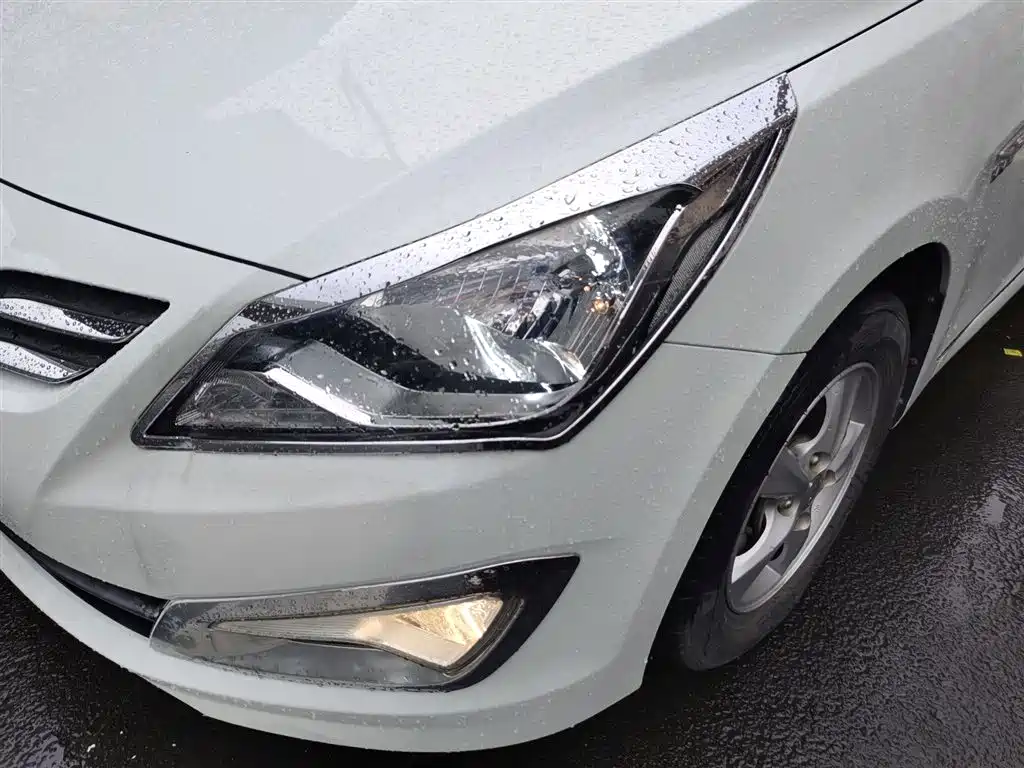 Hyundai Verna 2016 1.4L Automatic Smart GLS фото 24