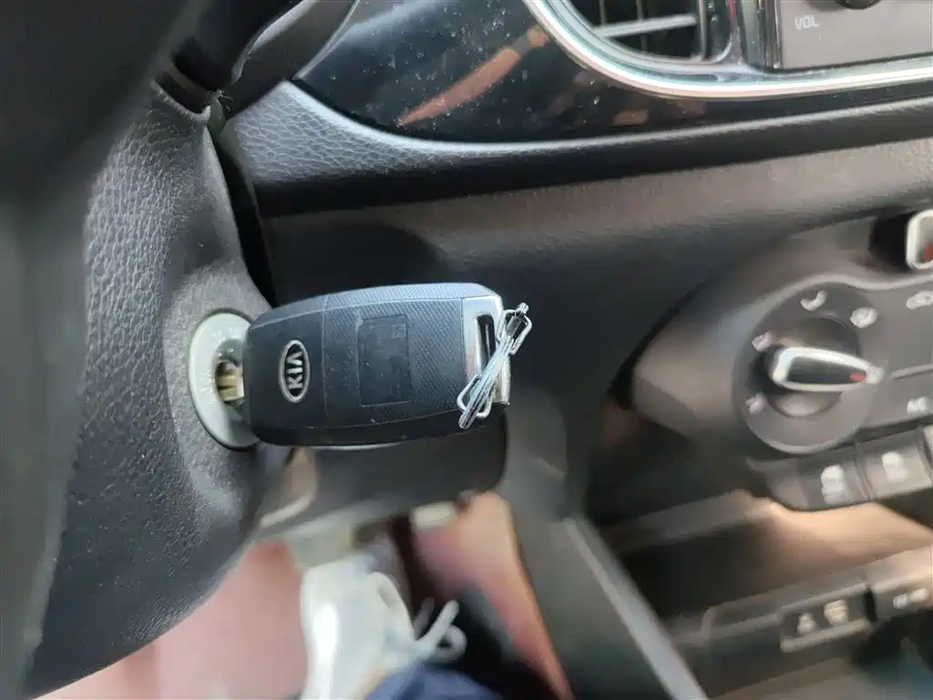 Kia Huan Chi 2017 1.4L Manual Smart Fashion фото 15