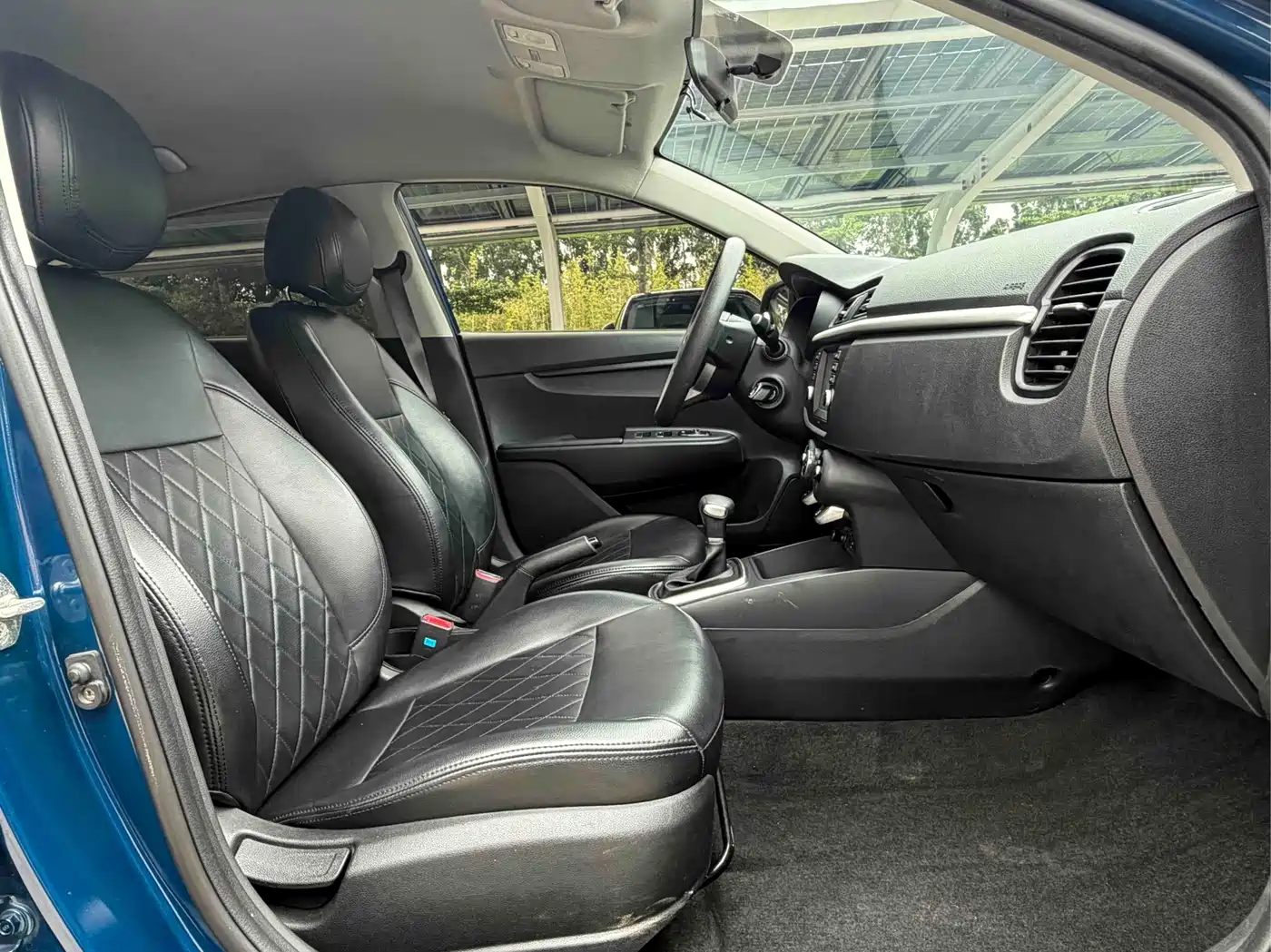 Kia K2 2017 2017 Sedan 1.4L AT GLS