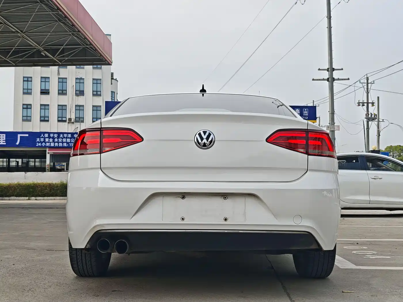 Volkswagen Lamando 2015 230TSI DSG Style фото 5