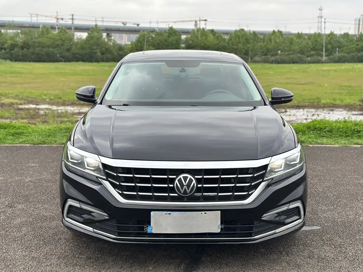 Volkswagen Passat 2021 Model 280TSI Business Edition фото 2