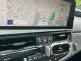 Photo 12 - Lexus ES