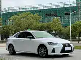 Фото 3 - Lexus IS