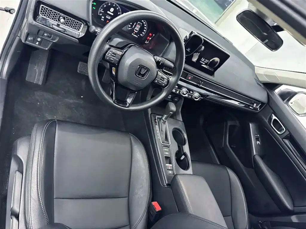 Photo 13 - Honda Civic