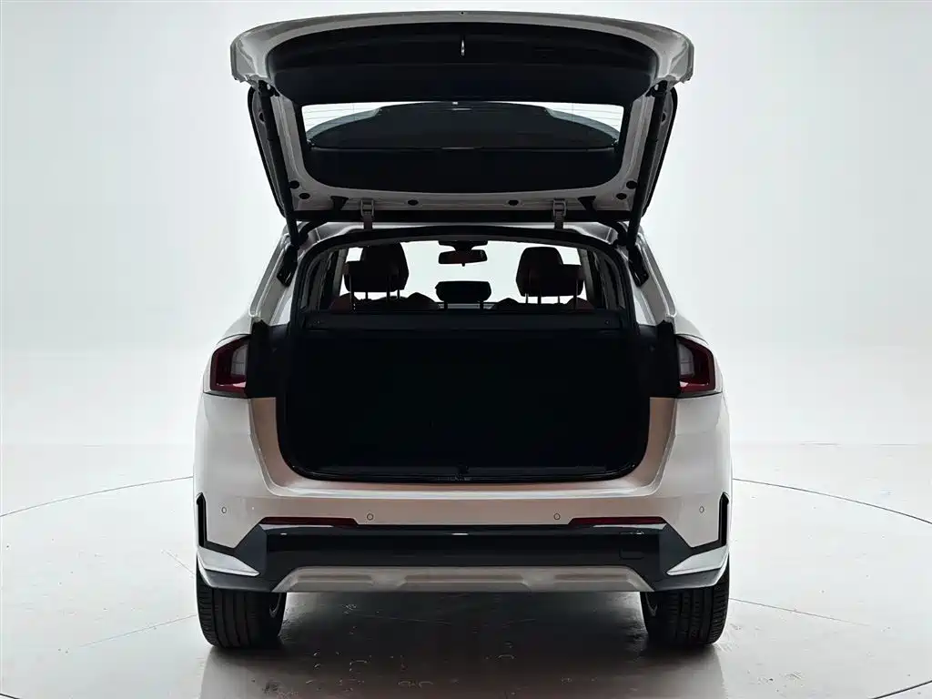 BMW X1 2023 sDrive20Li X Design Package фото 8