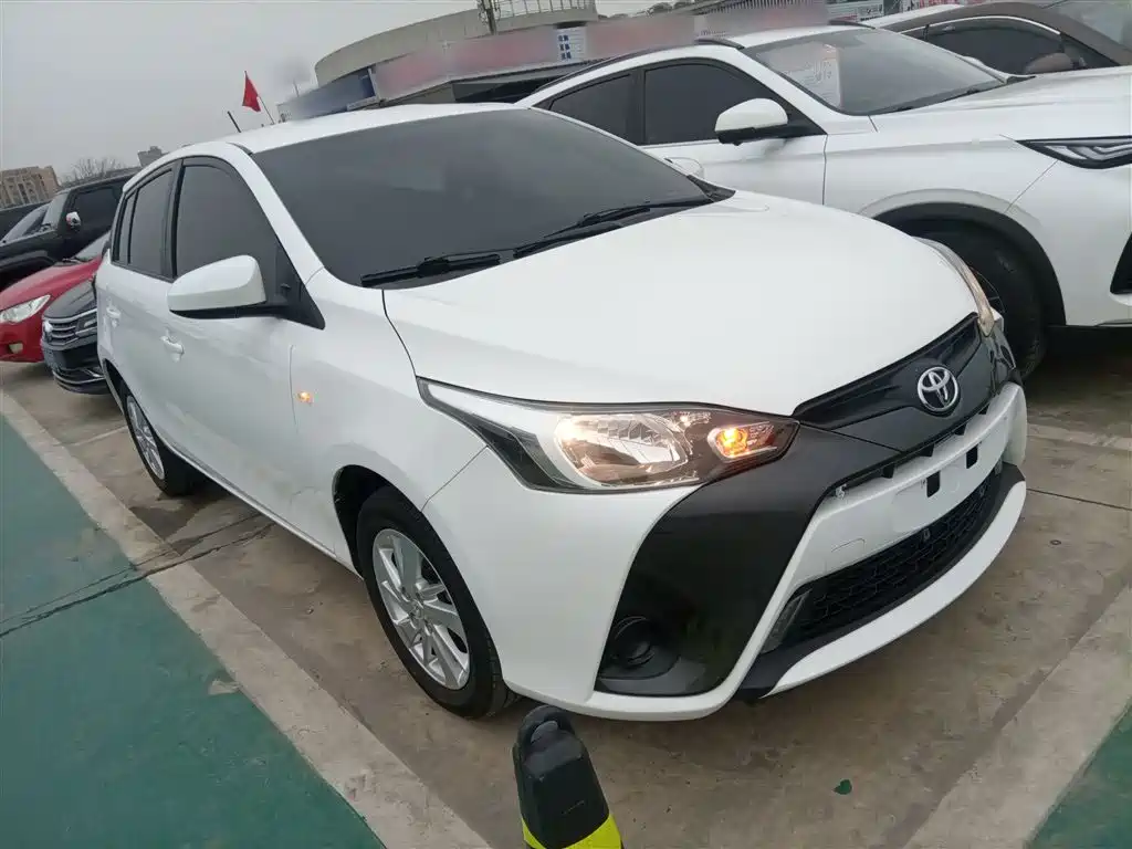 Toyota YARiS L Zhi Xuan 2017 1.5E CVT Speed Upgrade Edition фото 10