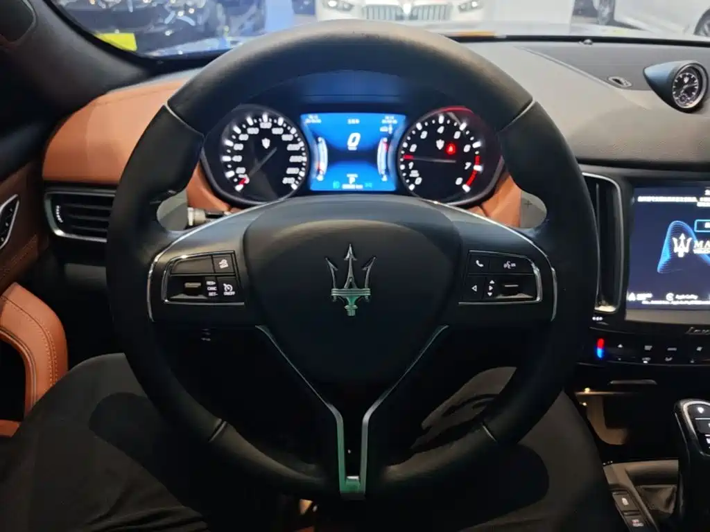 صورة 11 - Maserati Levante