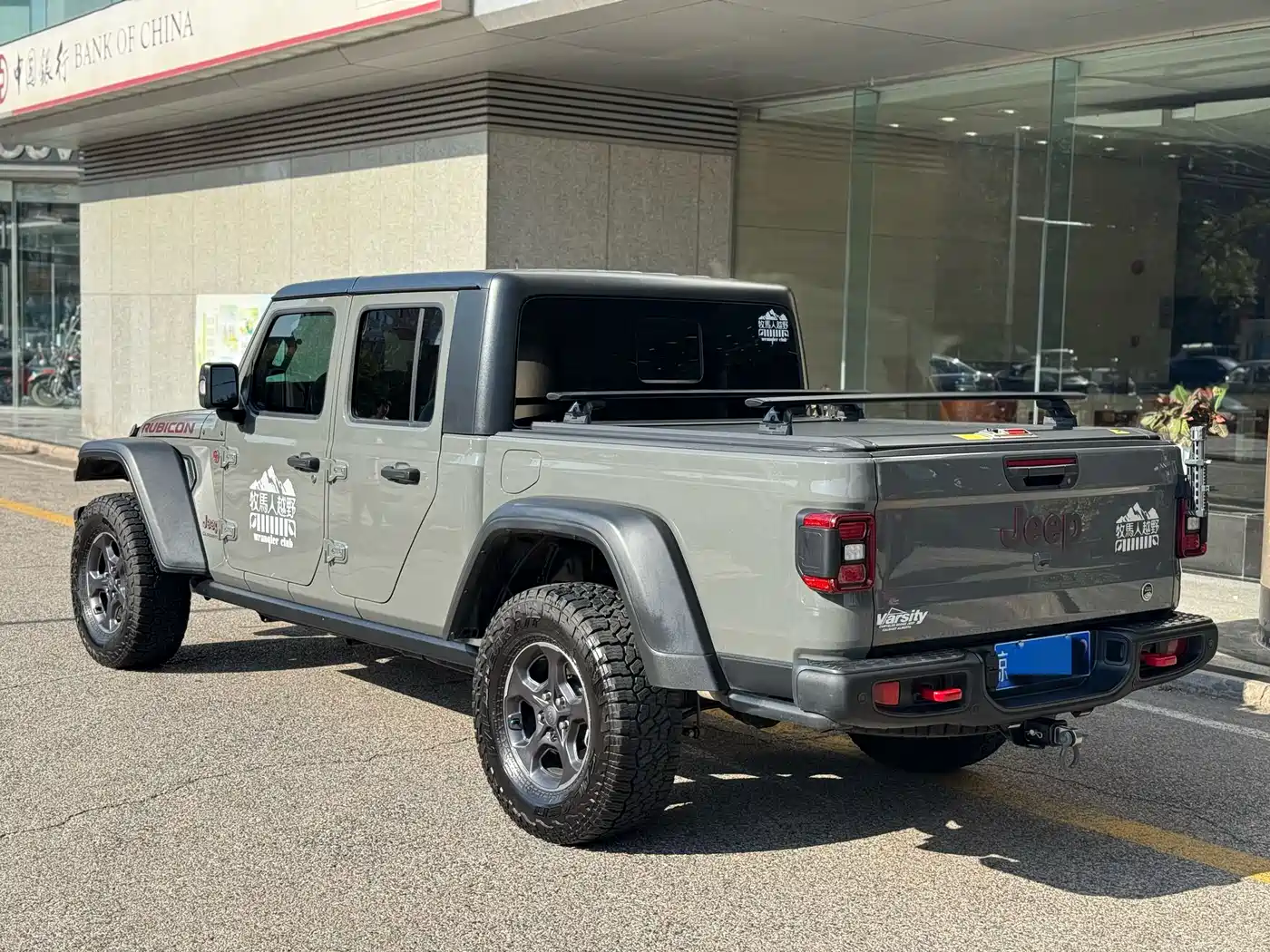 JEEP GLADIATOR
