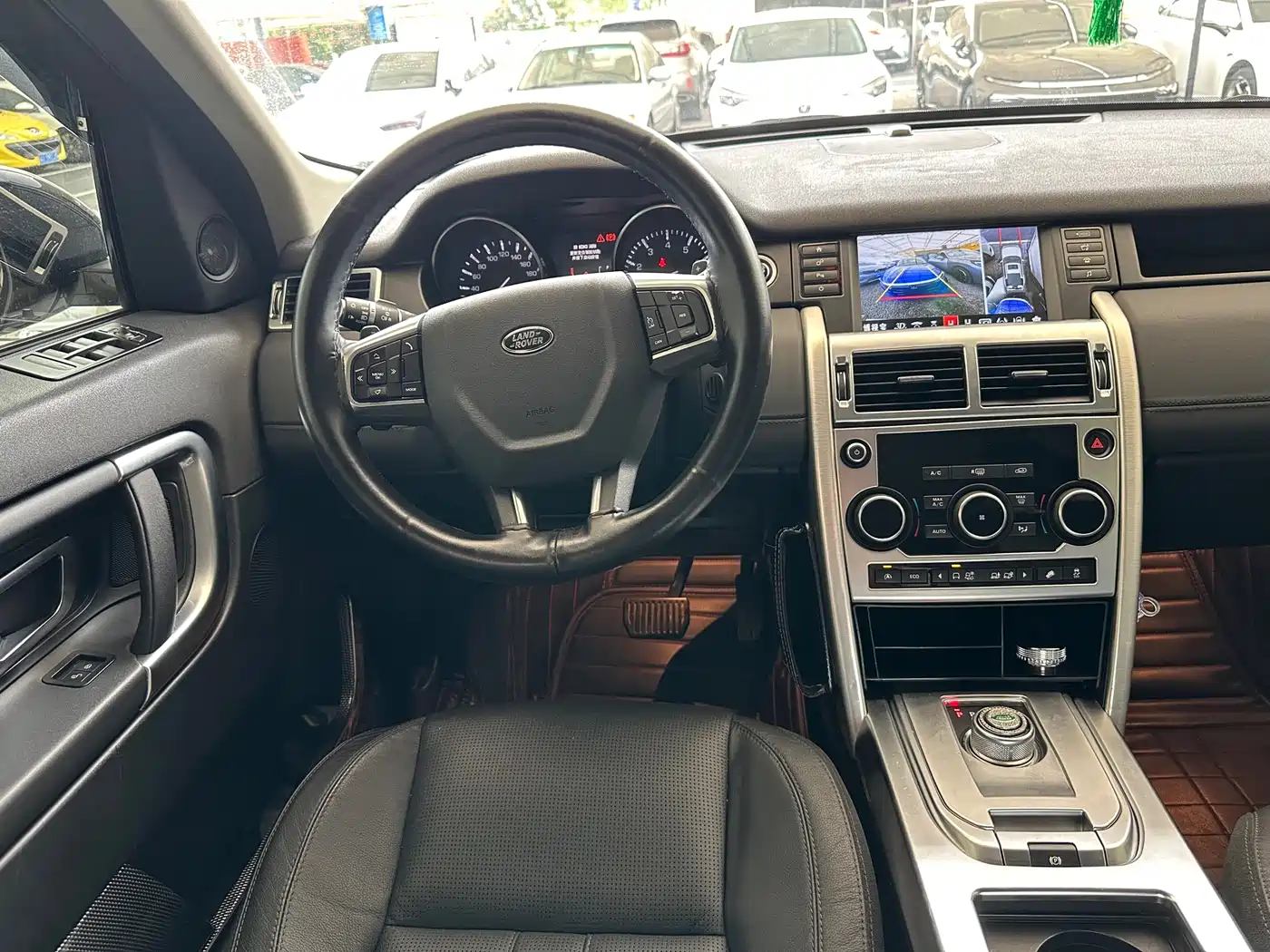 Land Rover Discovery Sport 2016 2.0T SE фото 2