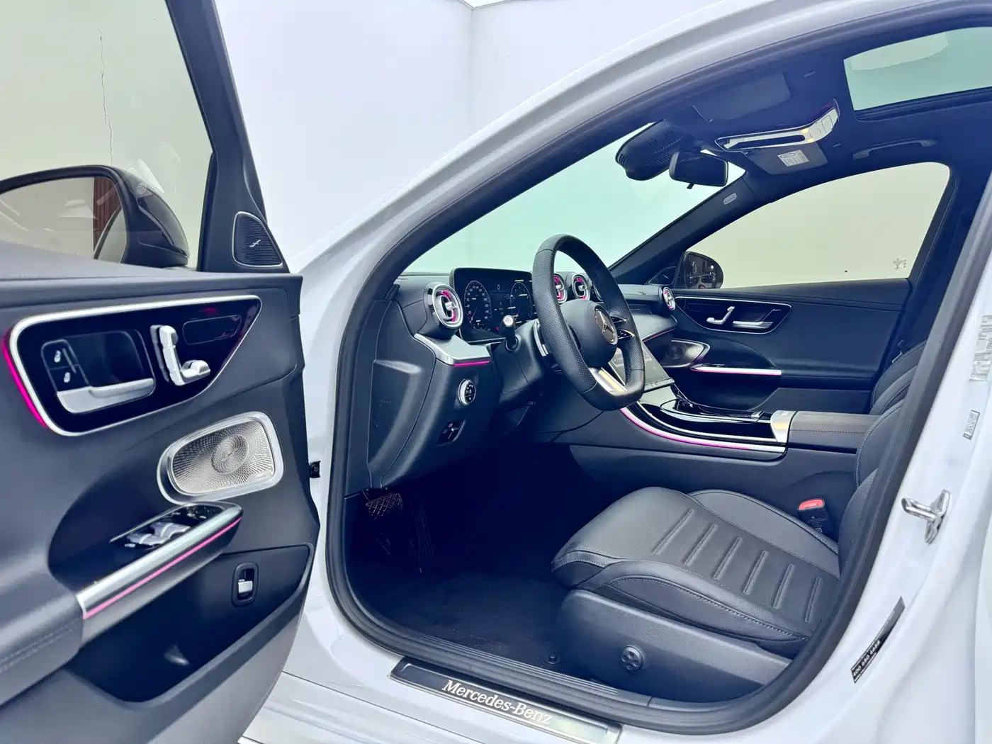 Mercedes-Benz C-Class 2023 C 260 L Sport фото 4