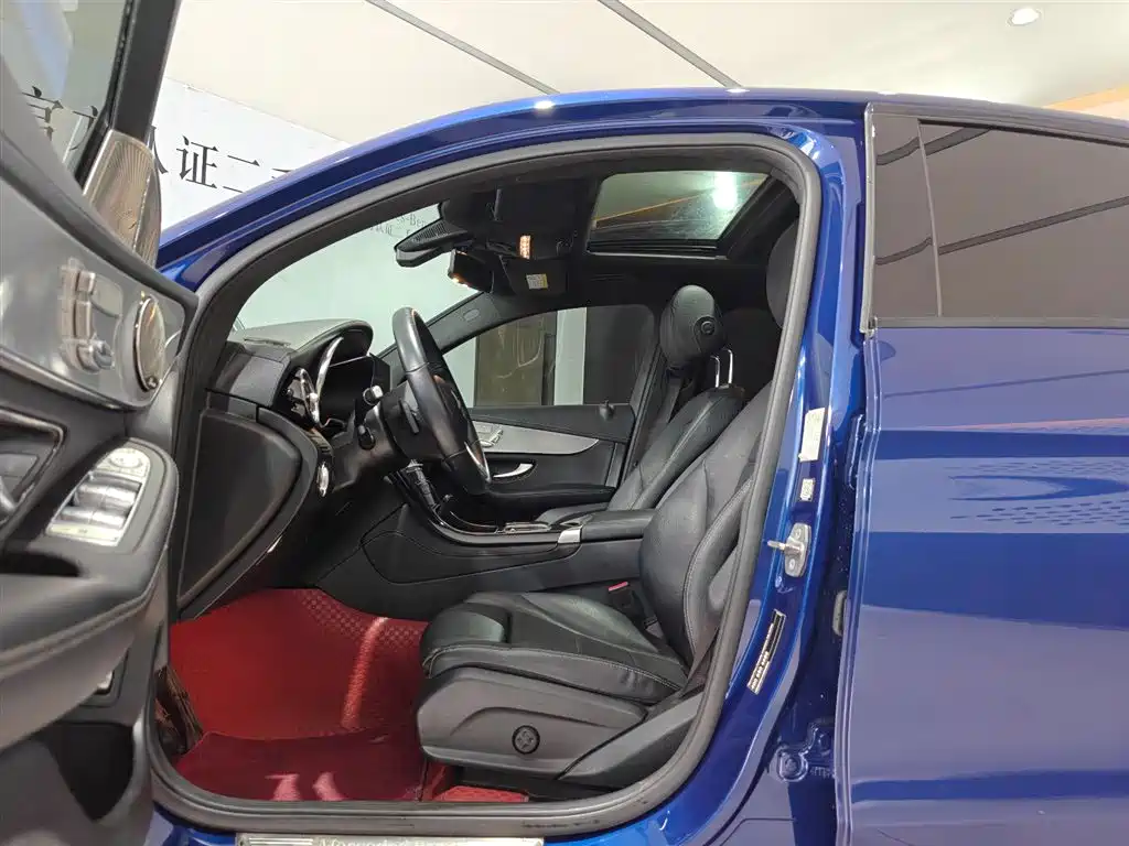 MERCEDES-BENZ GLC COUPE