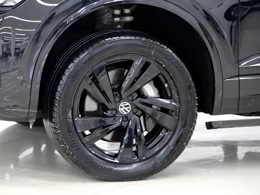 Volkswagen Touareg 2023 2022 3.0TSI Rui Xiang Edition Gloss Black Sport Package