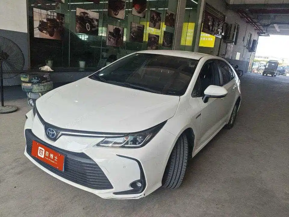 Toyota Corolla 2022 Hybrid 1.8L E-CVT Pioneer Edition