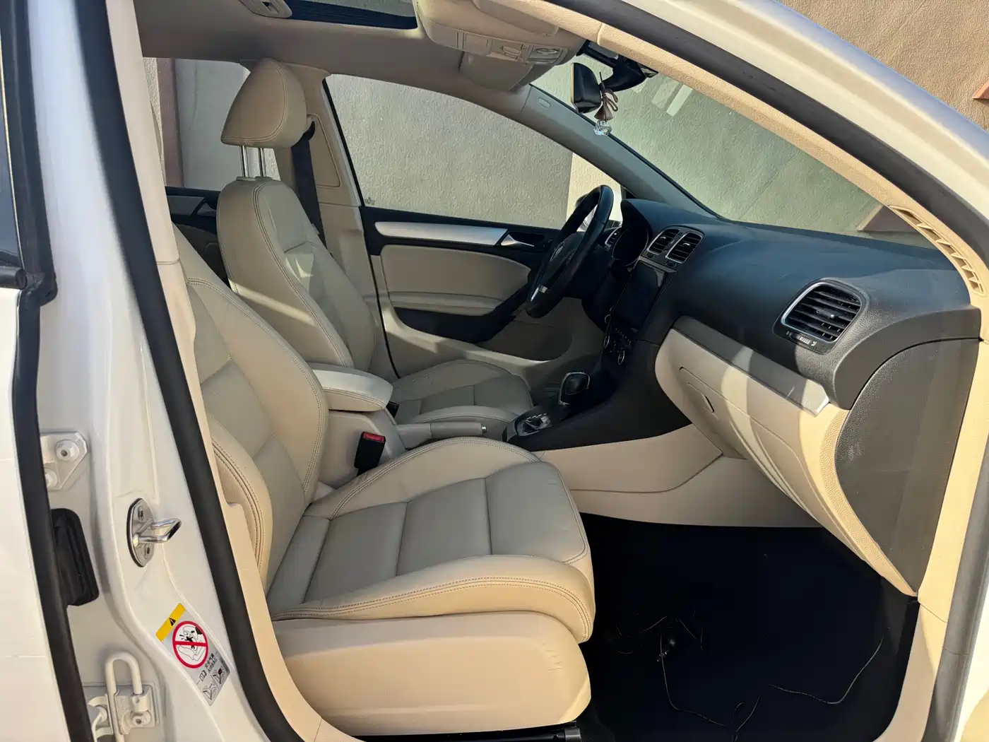 Volkswagen Golf 2012 1.4TSI Automatic Luxury фото 20