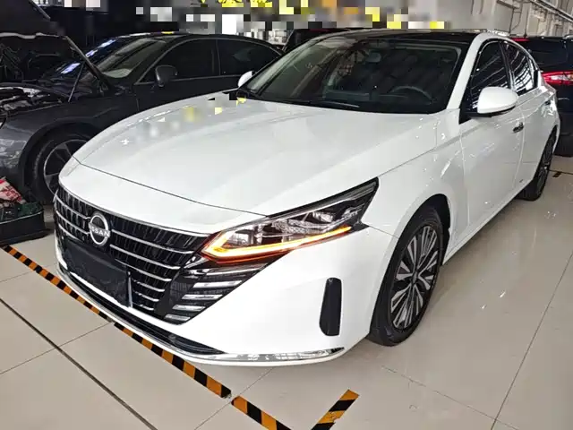 Nissan Teana 2.0L XL-TLS, Комфорт