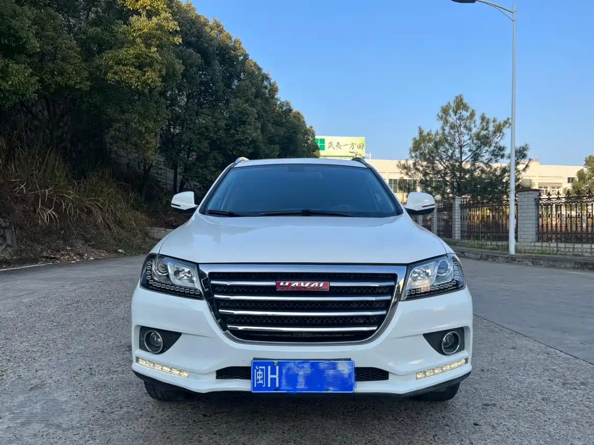 Фото 2 - Haval H2