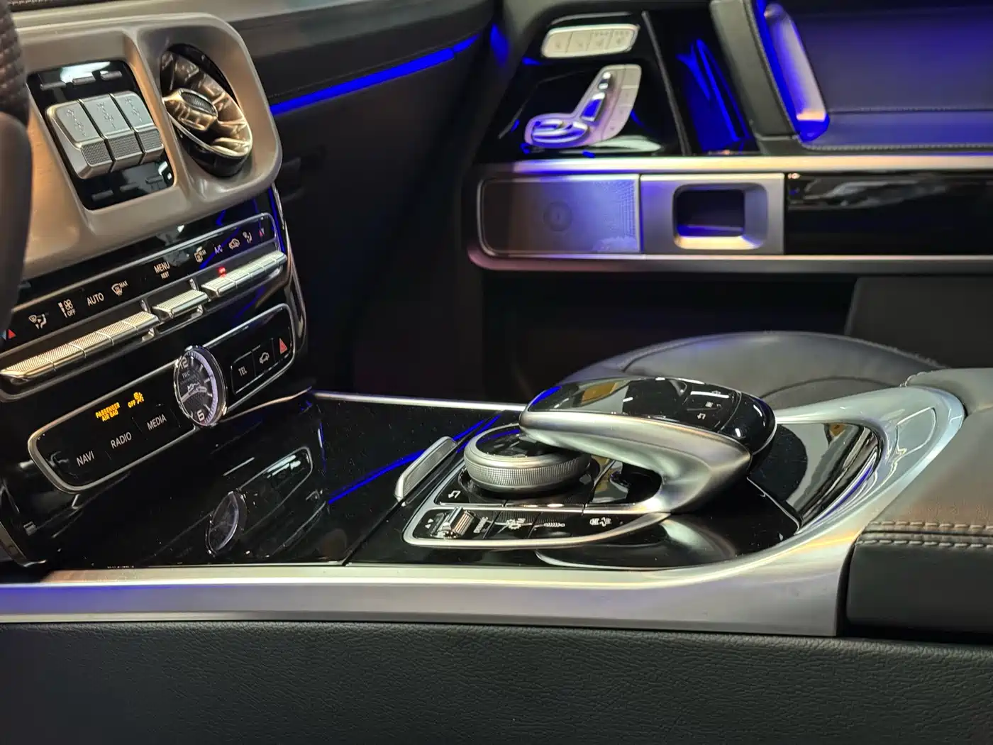 Mercedes-Benz G-Class AMG 2022 AMG G 63 фото 24